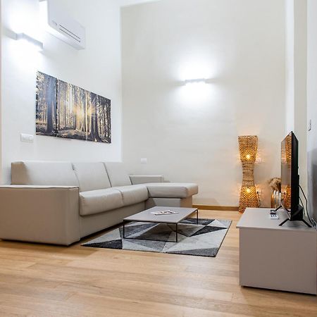 Il Bosco Segreto, Dove Magia E Storia Si Fondono Apartment Turin Bagian luar foto