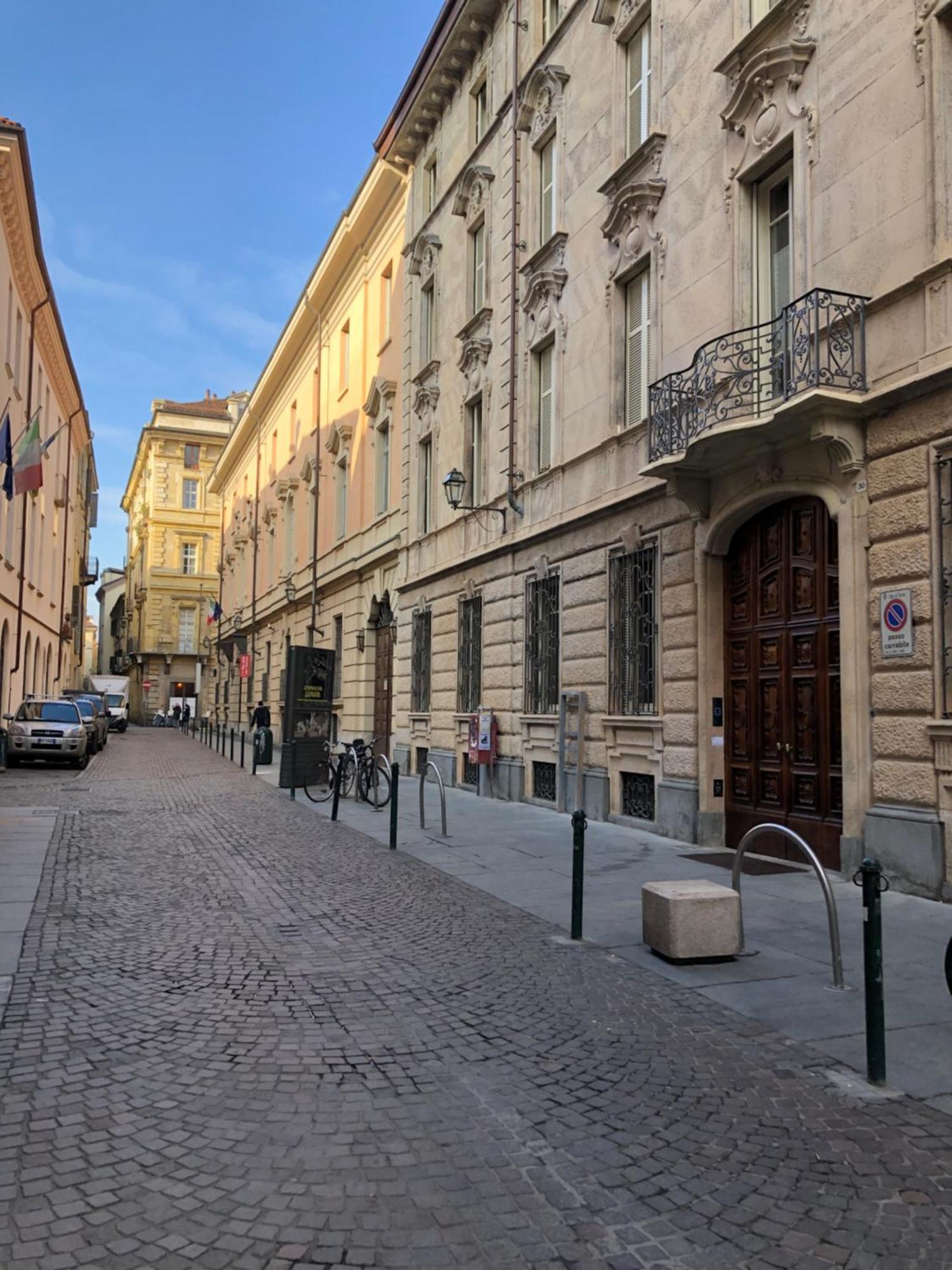 Il Bosco Segreto, Dove Magia E Storia Si Fondono Apartment Turin Bagian luar foto